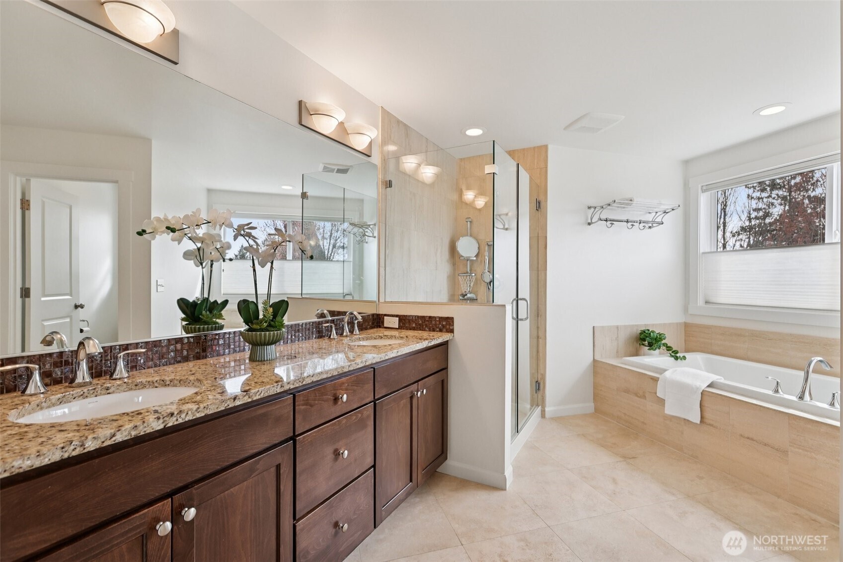 MLS #NWM2497552 image #5