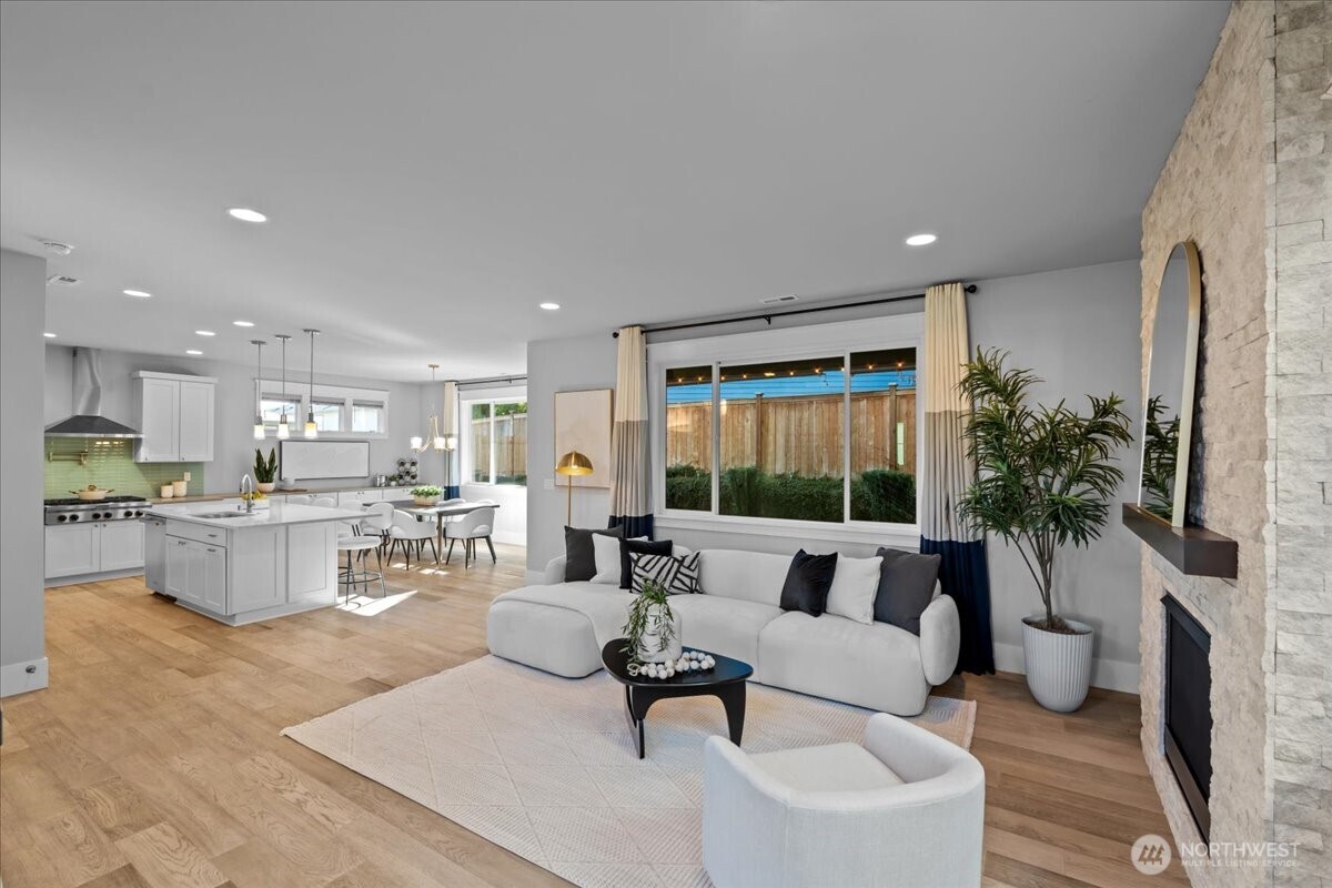 MLS #NWM2497863 image #1