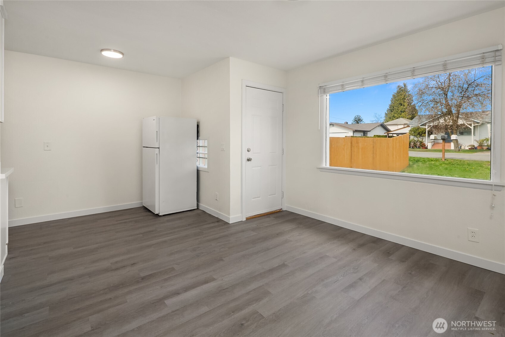 MLS #NWM2498013 image #2