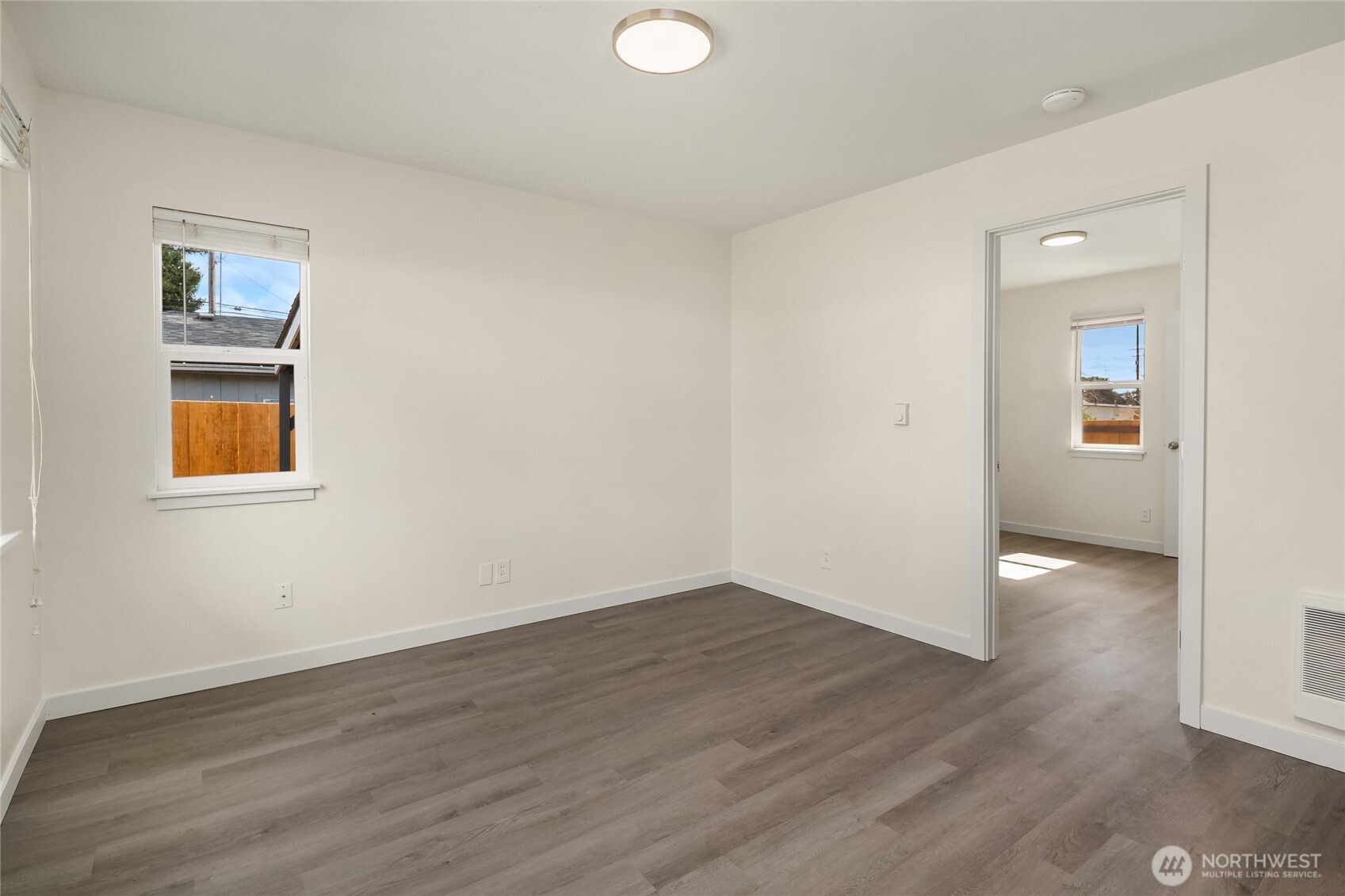 MLS #NWM2498013 image #4