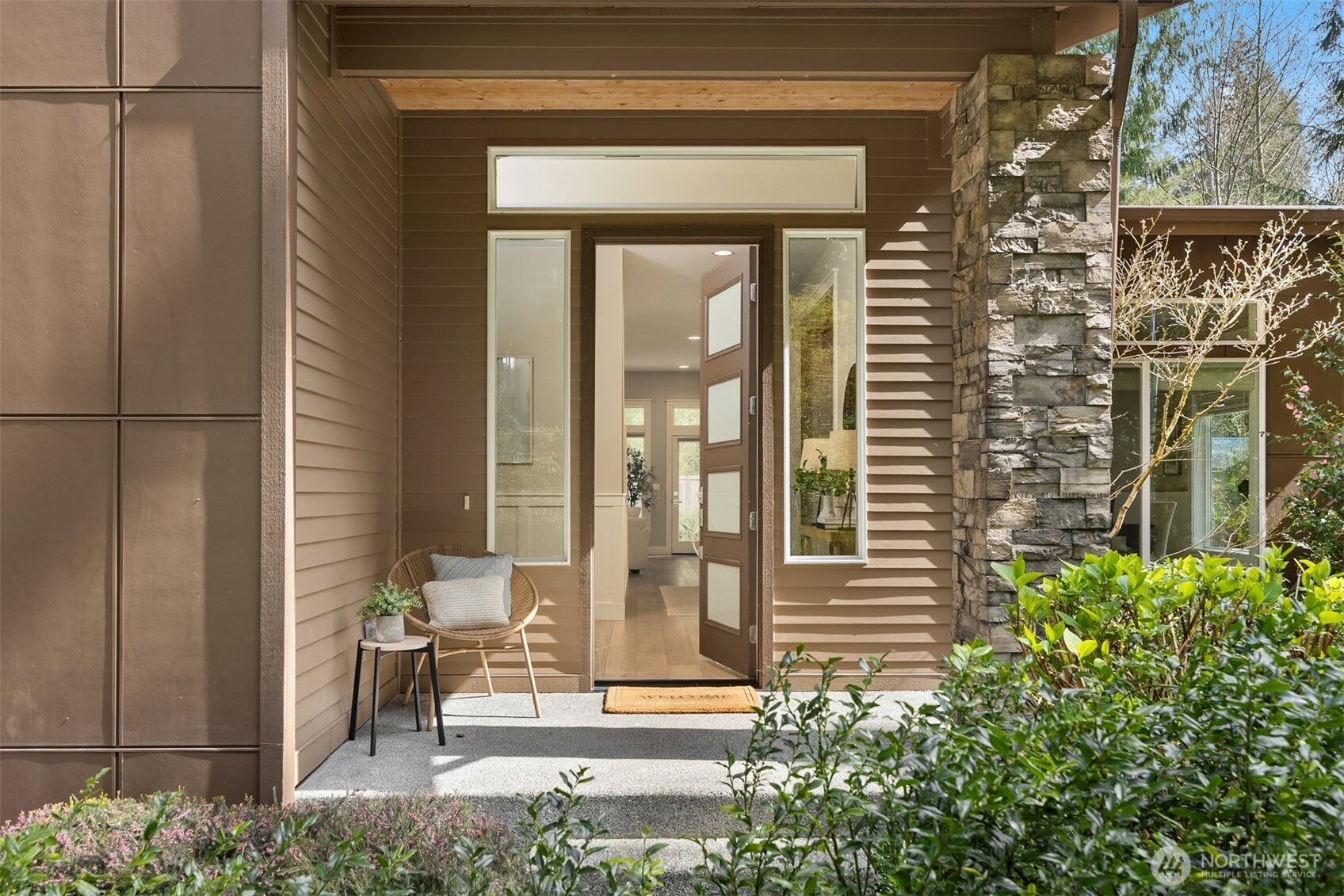 MLS #NWM2498305 image #3