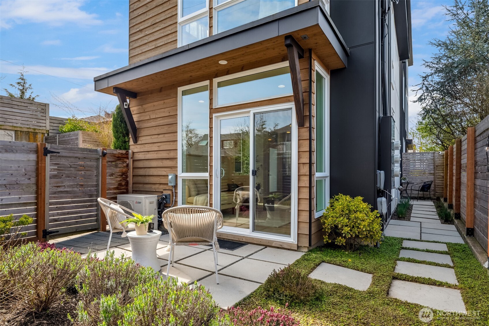 MLS #NWM2498319 image #2