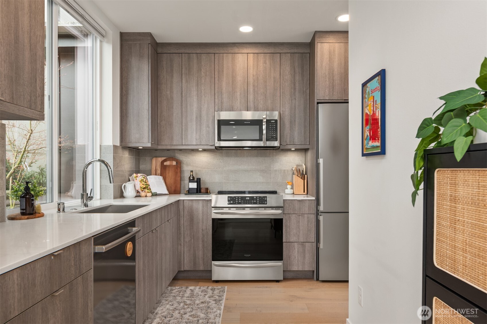 MLS #NWM2498319 image #11