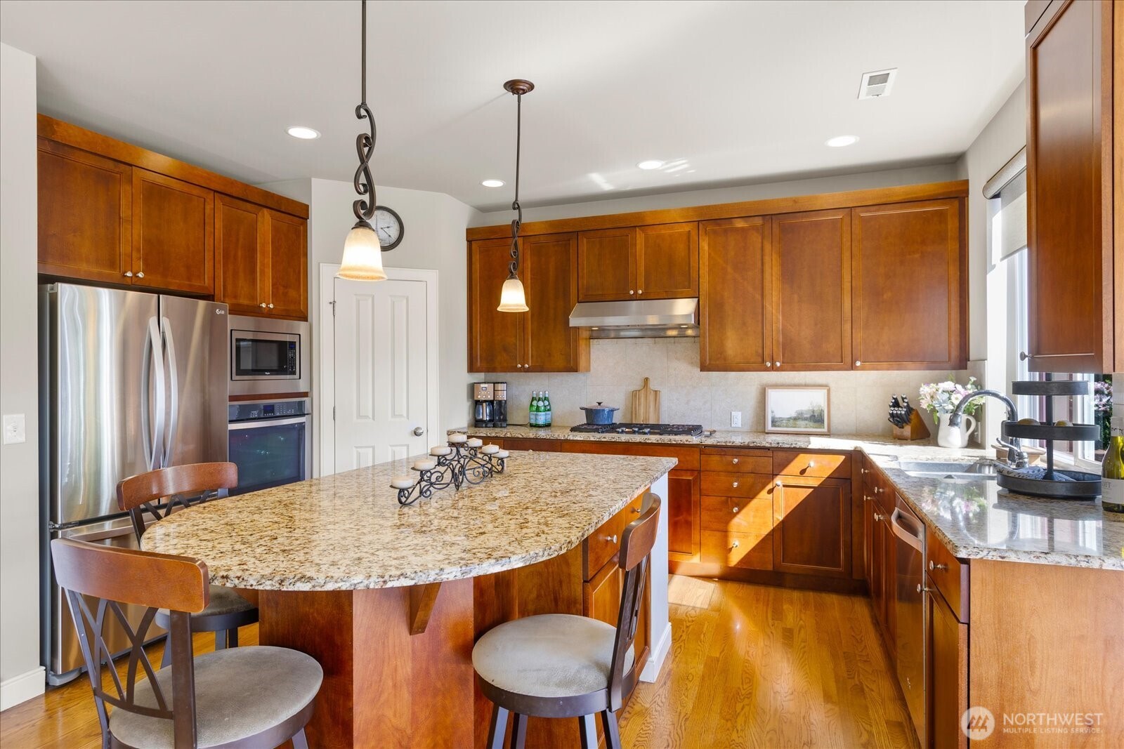 MLS #NWM2498340 image #5