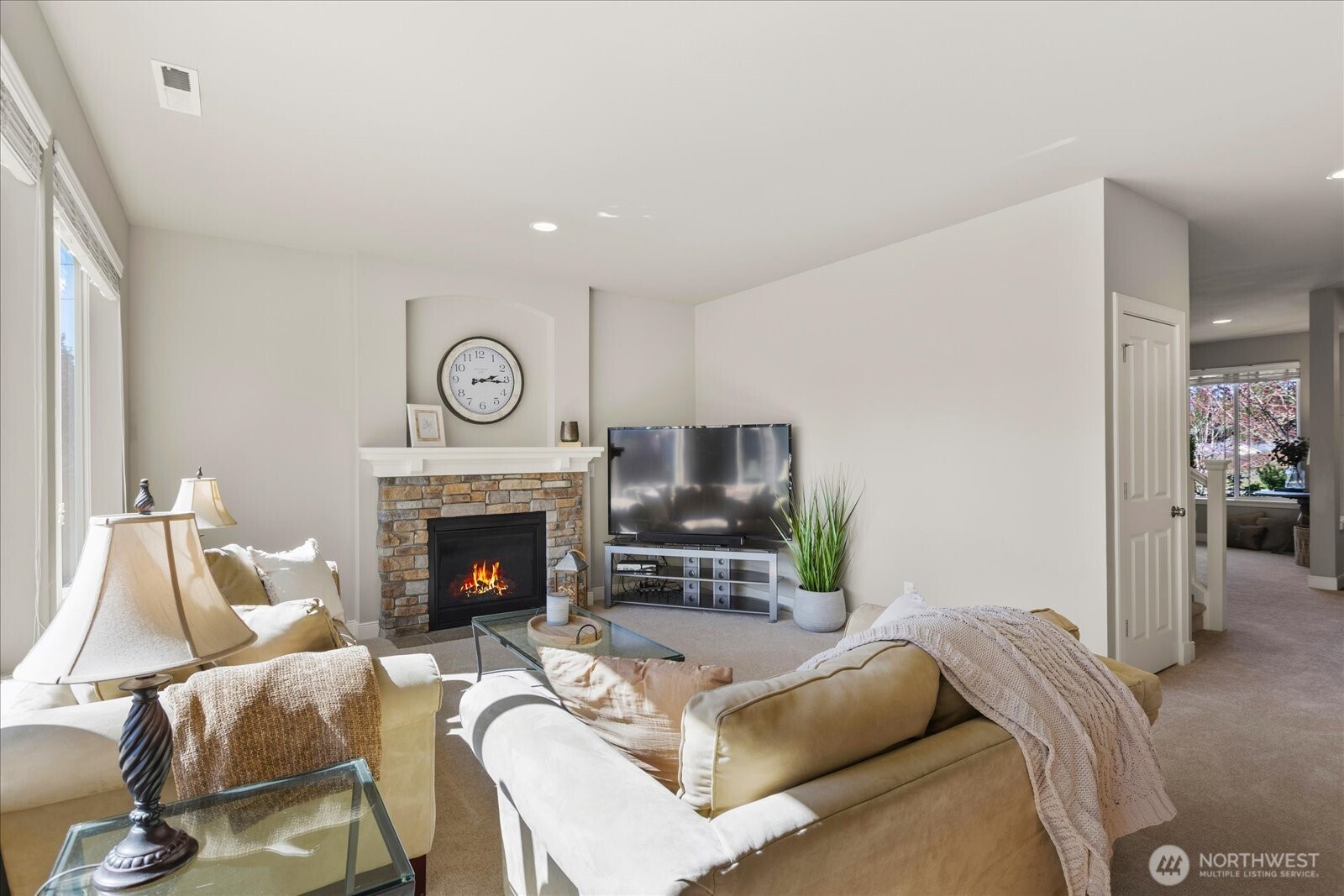 MLS #NWM2498340 image #2