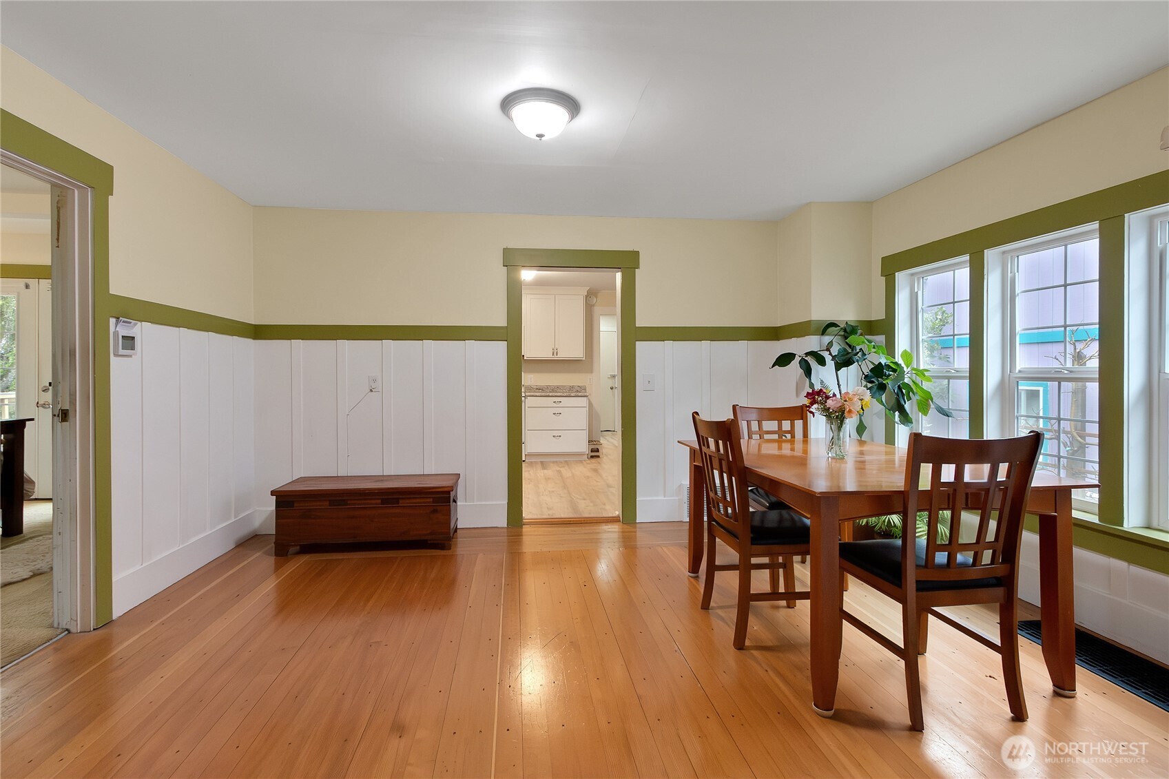 MLS #NWM2498573 image #0