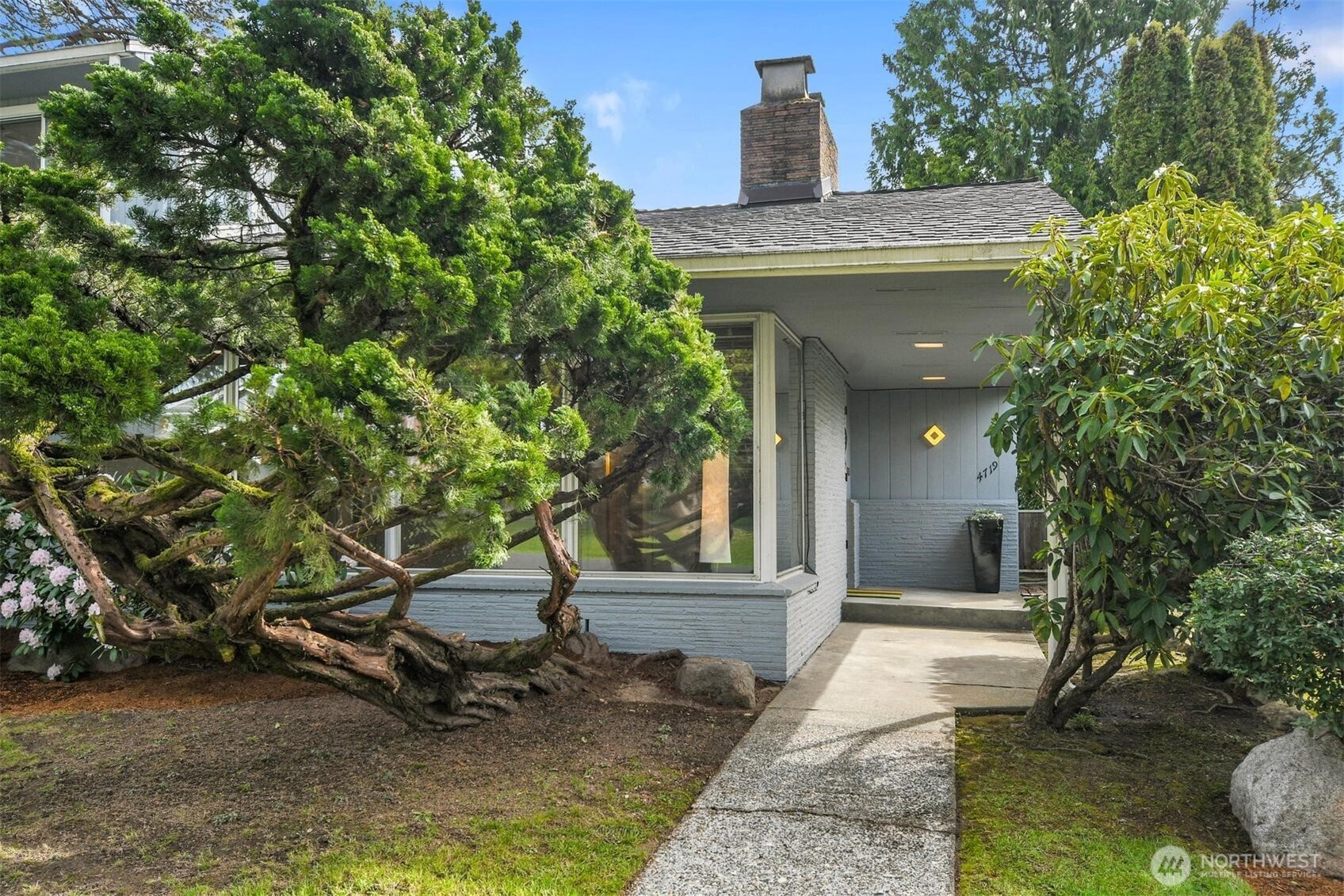 MLS #NWM2498699 image #1