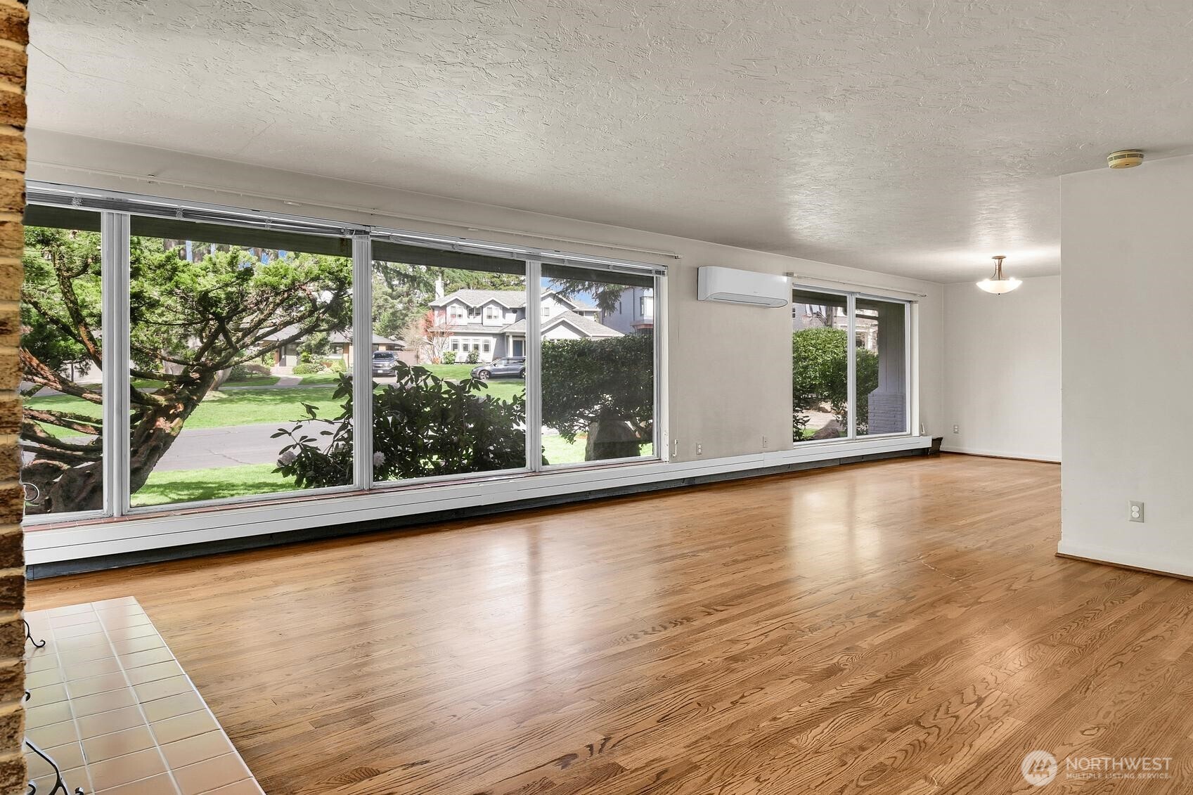 MLS #NWM2498699 image #3