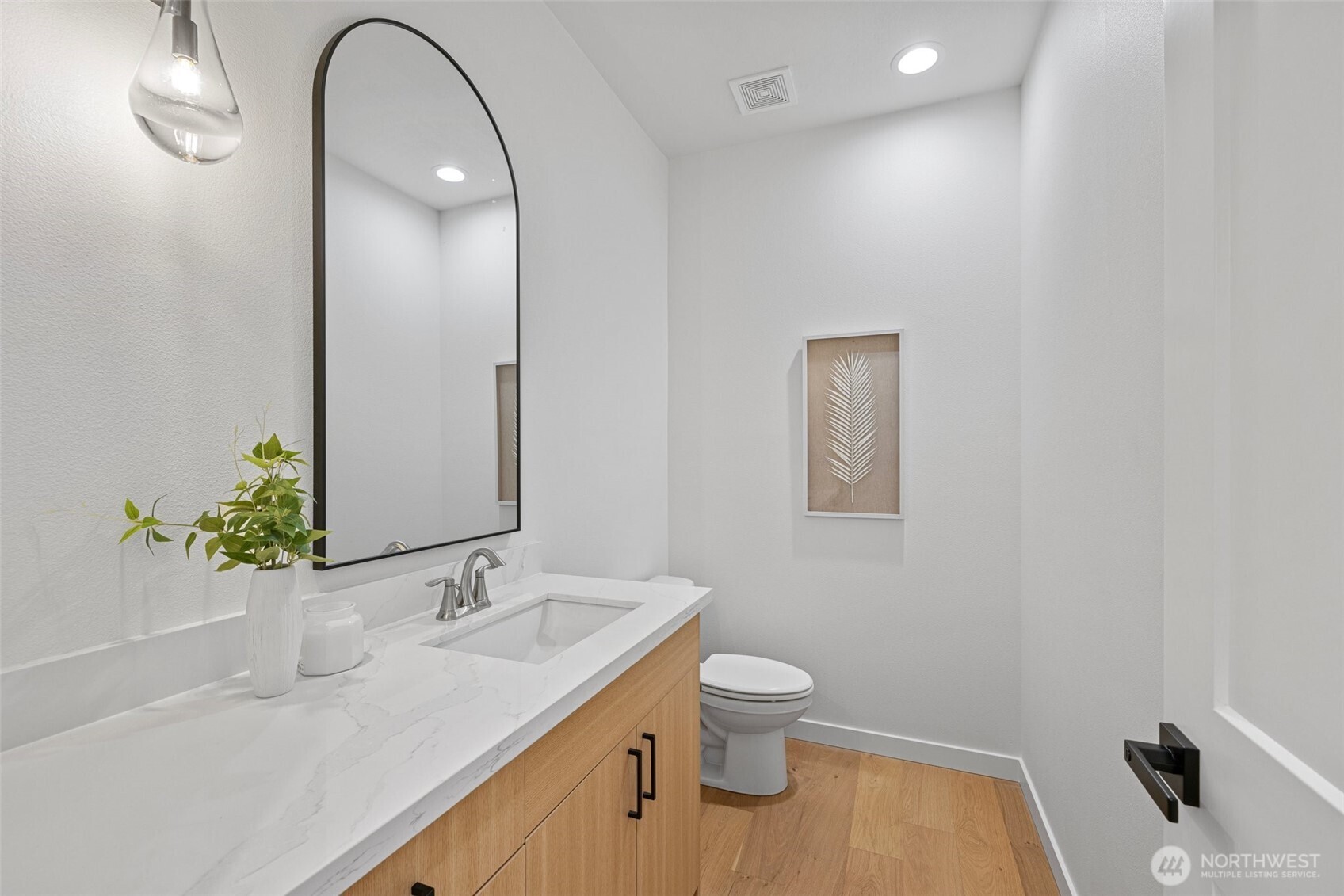 MLS #NWM2498783 image #4