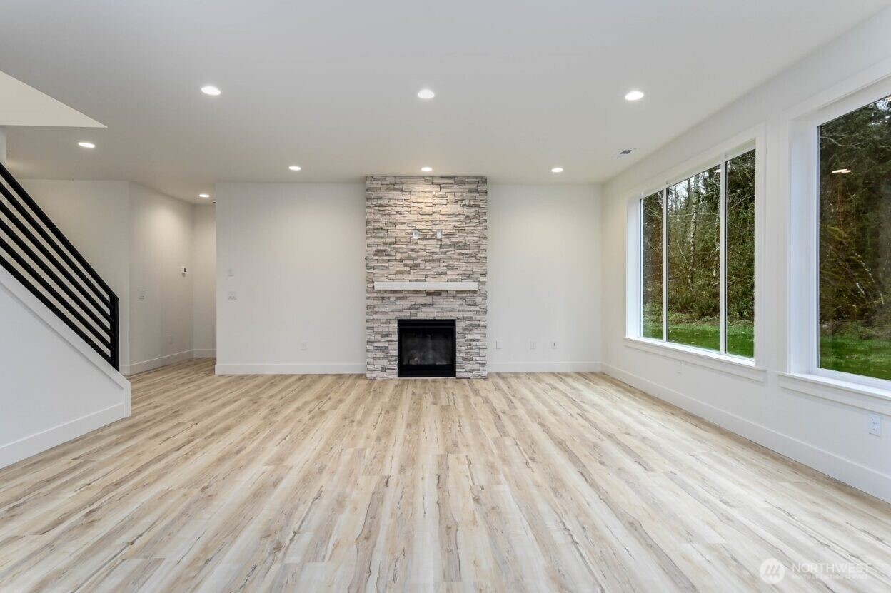 MLS #NWM2498865 image #9