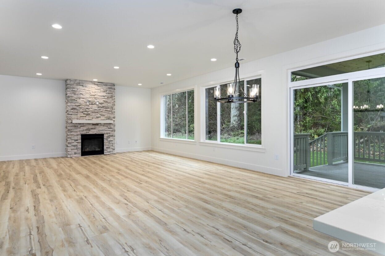 MLS #NWM2498865 image #10