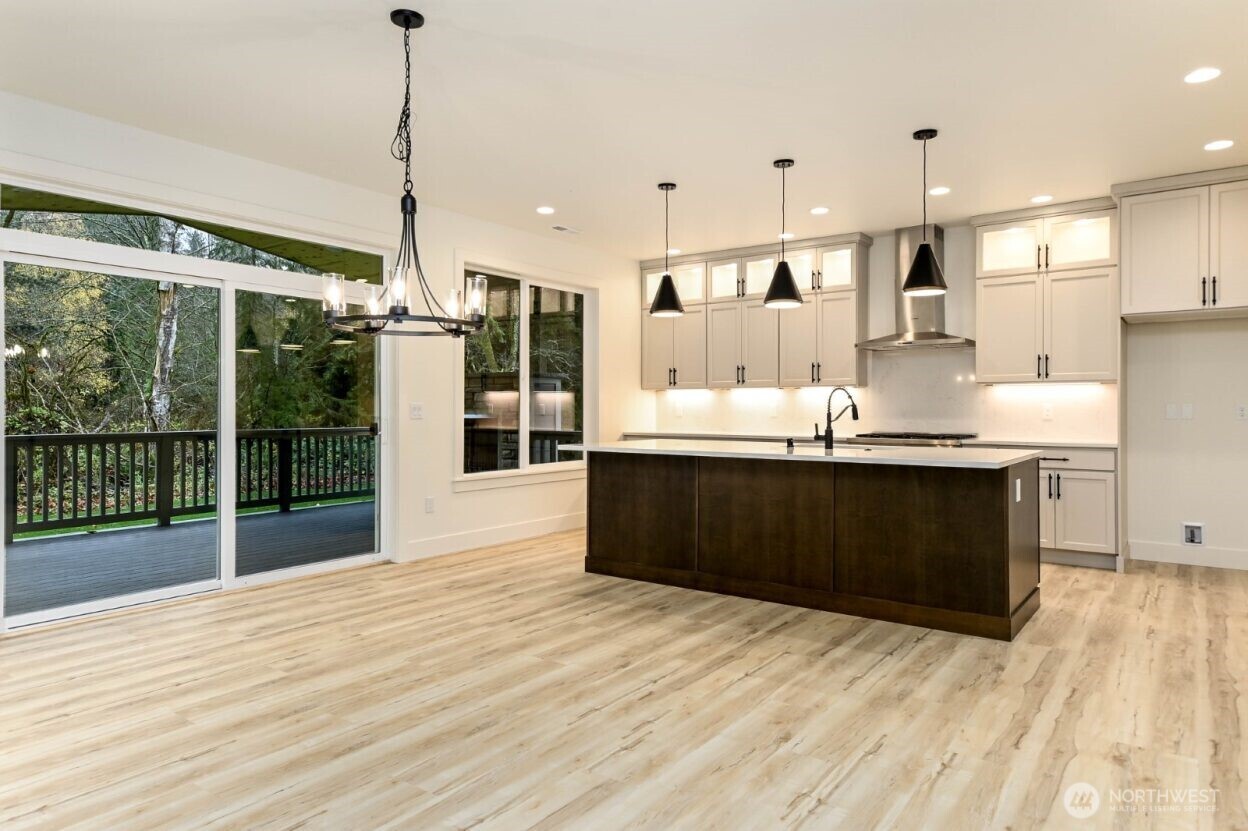 MLS #NWM2498865 image #7