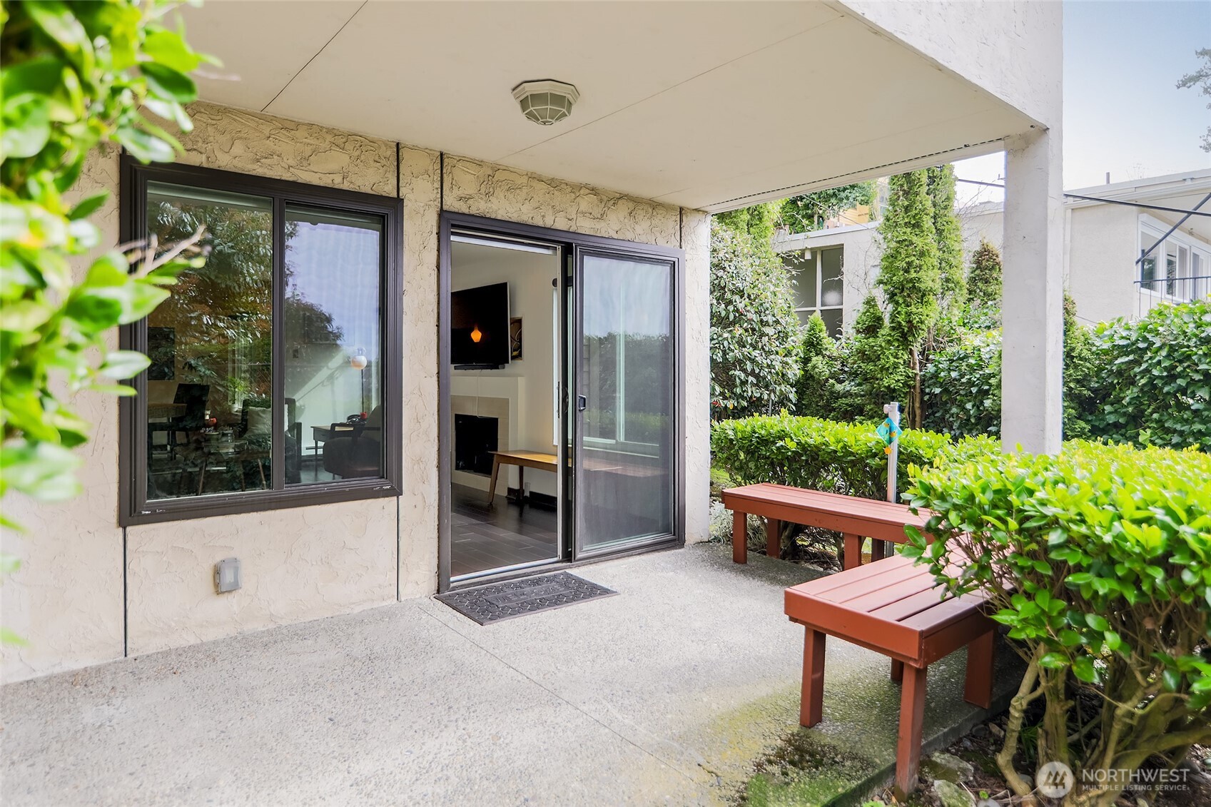 MLS #NWM2498963 image #1