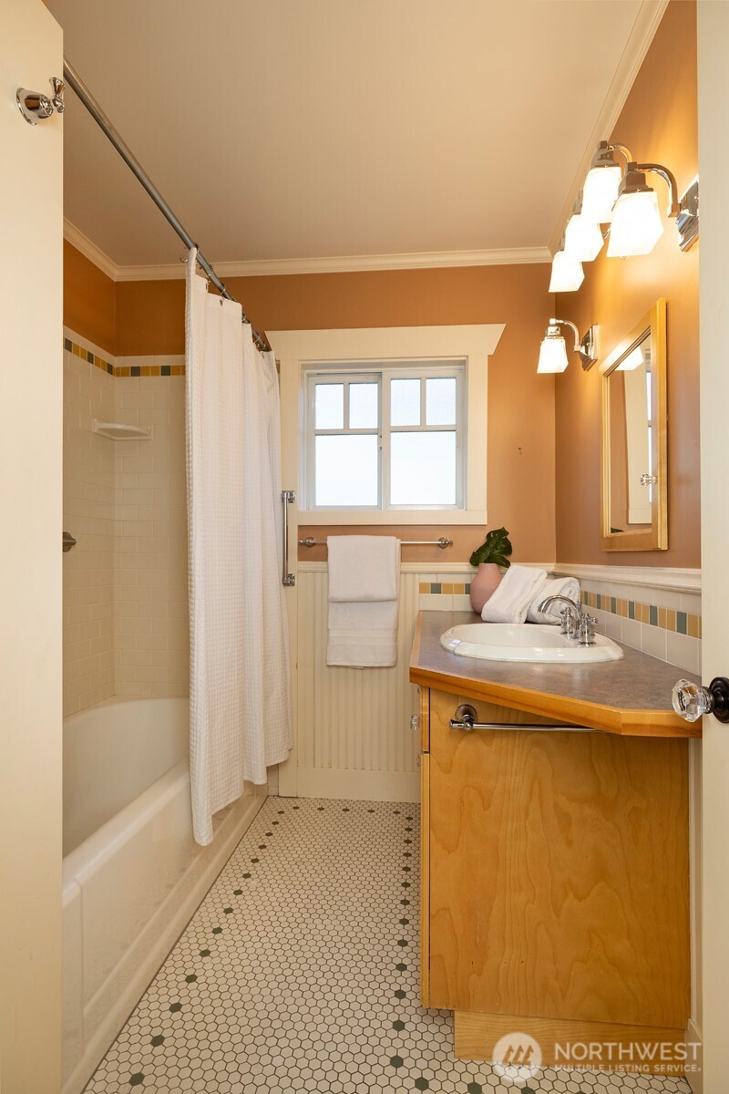 MLS #NWM2499171 image #9