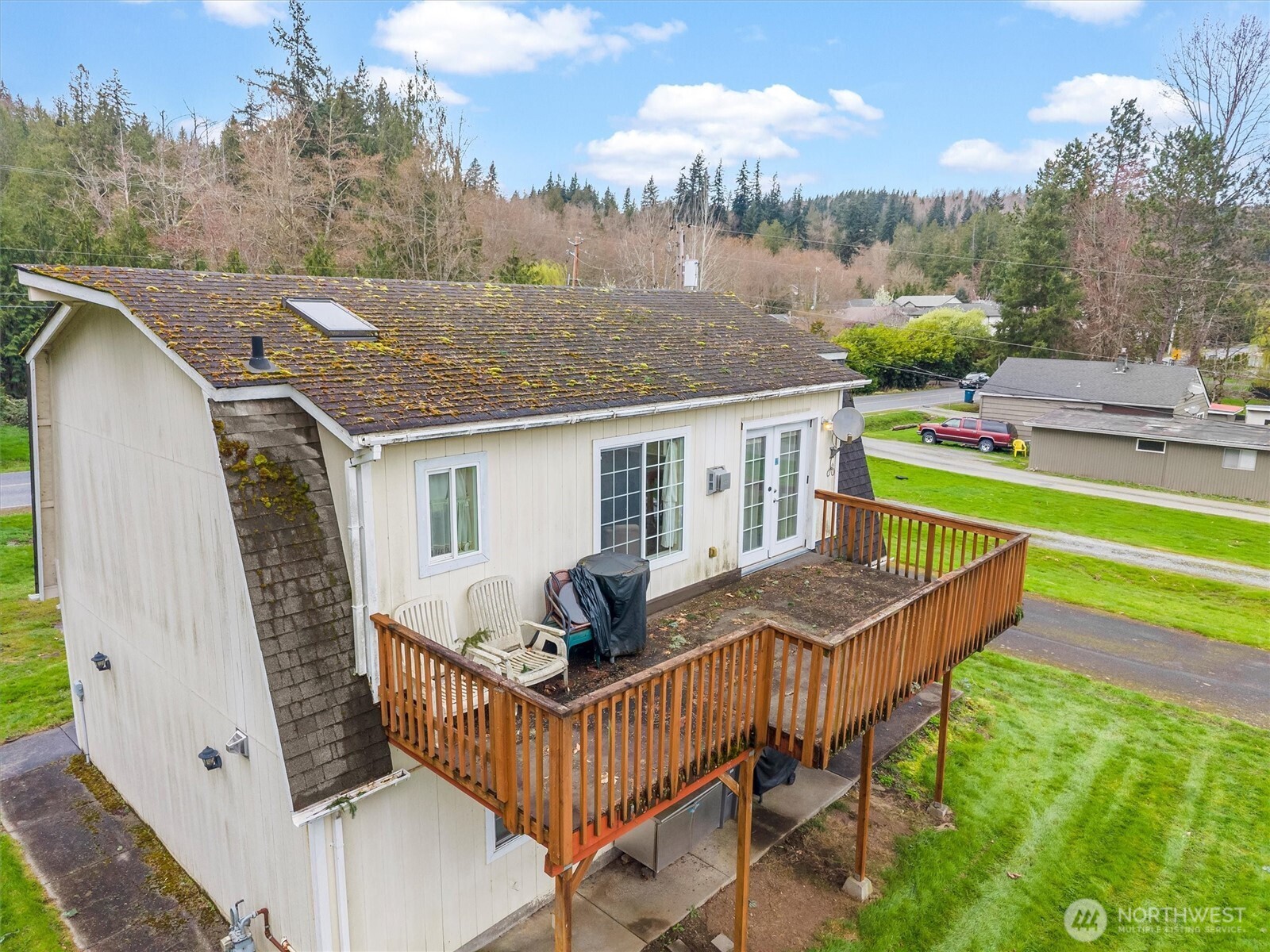 MLS #NWM2499200 image #1