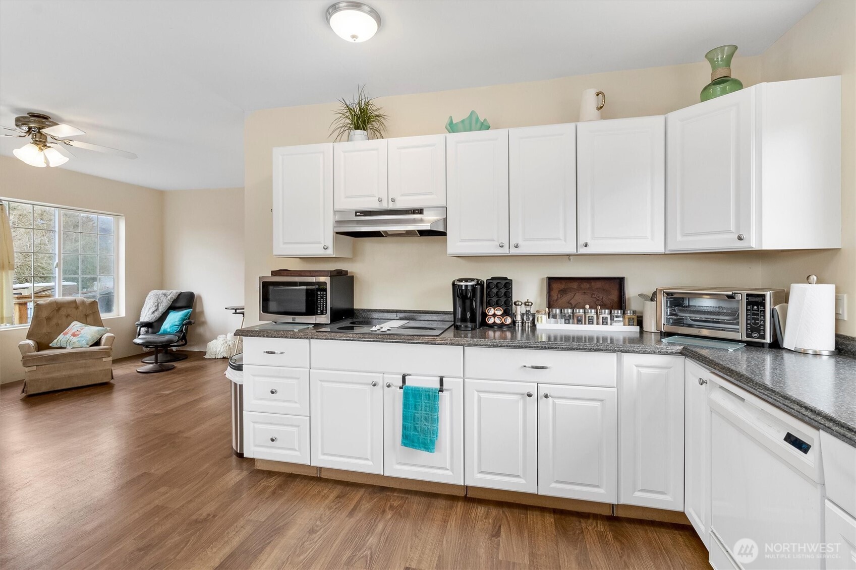 MLS #NWM2499200 image #13