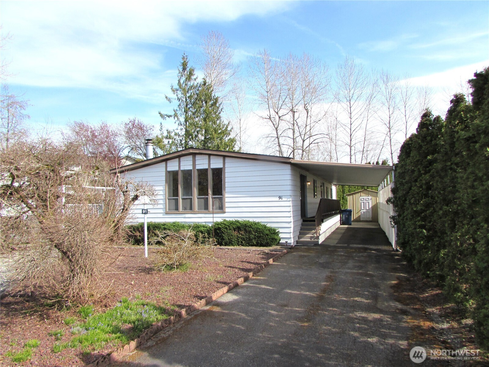 MLS #NWM2499468 image #1