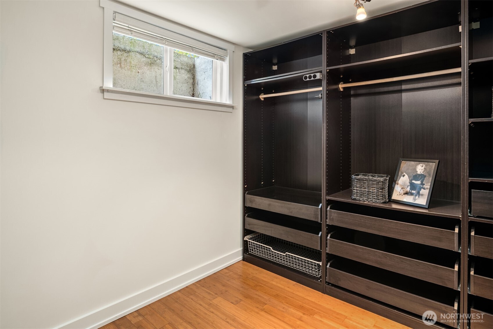 MLS #NWM2499480 image #35