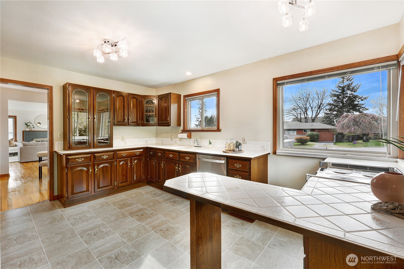 MLS #NWM2499504 image #10