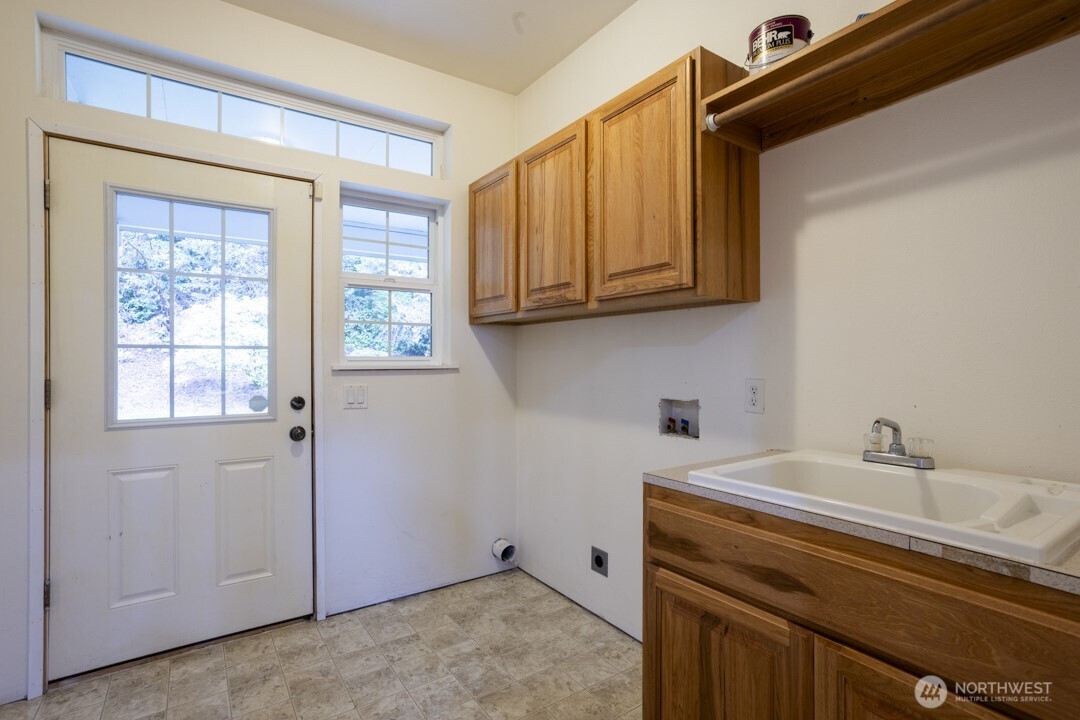 MLS #NWM2499547 image #9