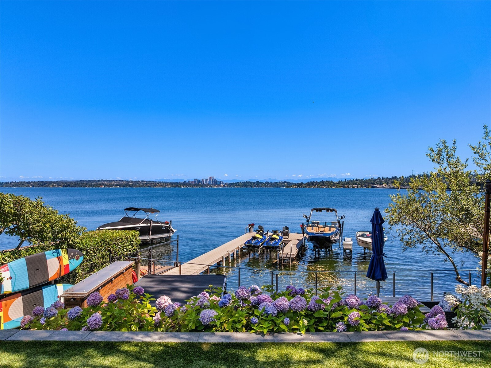 MLS #NWM2499555 image #0