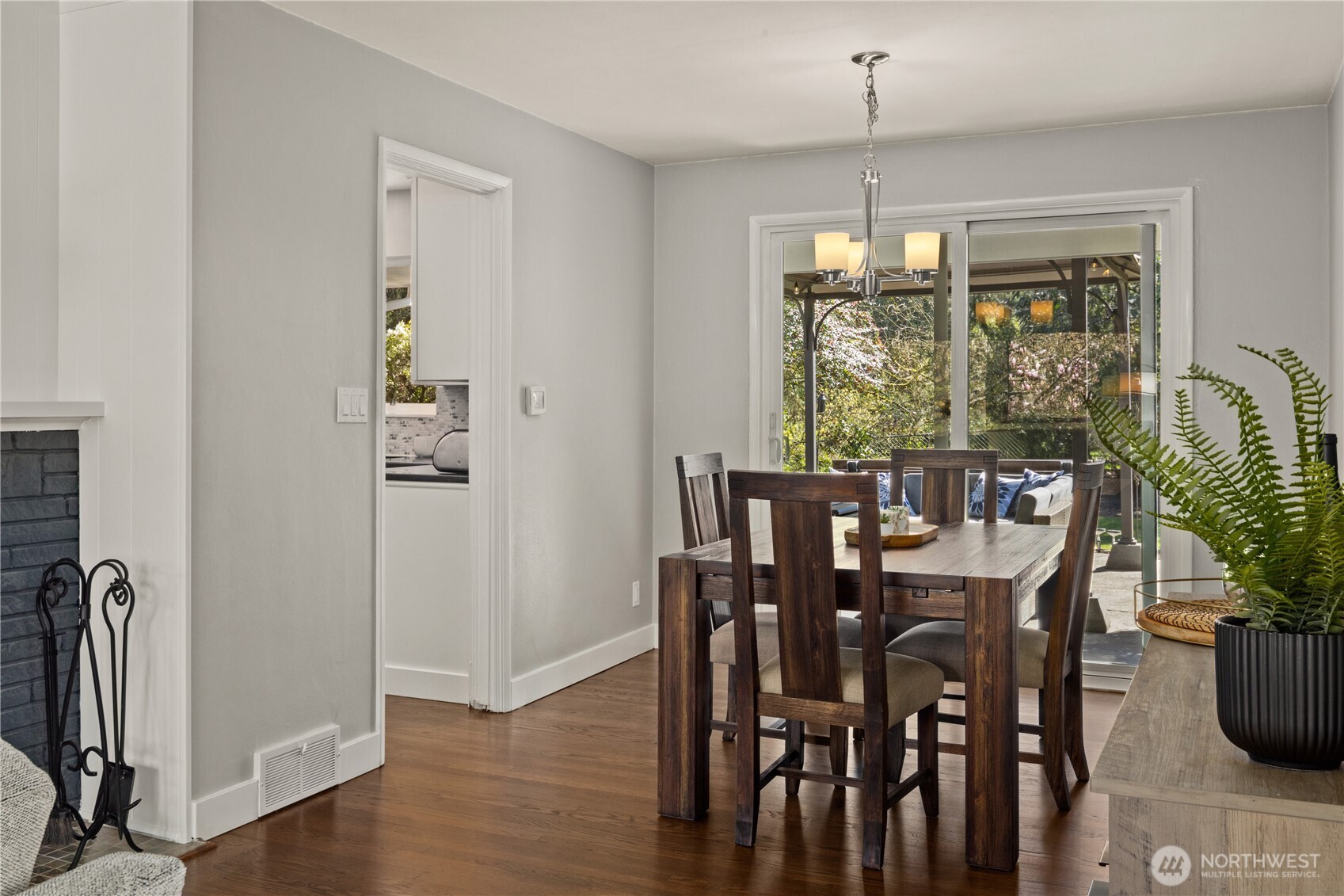 MLS #NWM2499589 image #4