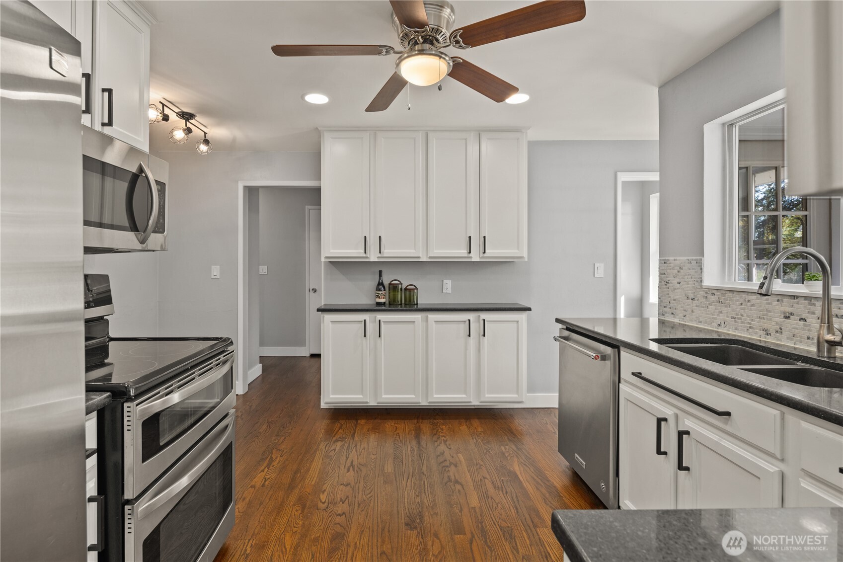 MLS #NWM2499589 image #9