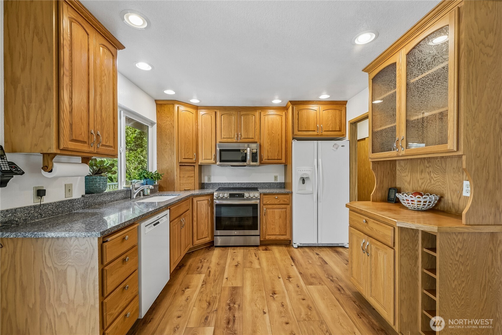 MLS #NWM2499600 image #17