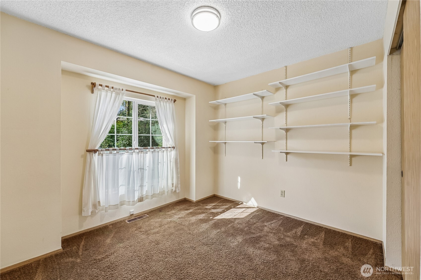 MLS #NWM2499600 image #24