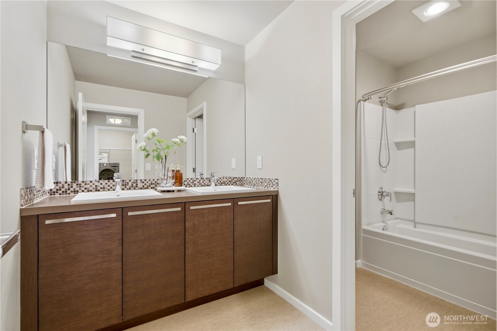 MLS #NWM2499696 image #30