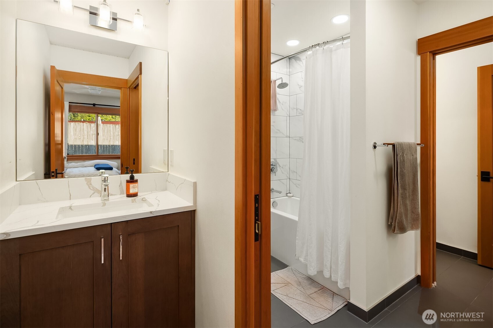MLS #NWM2499698 image #25