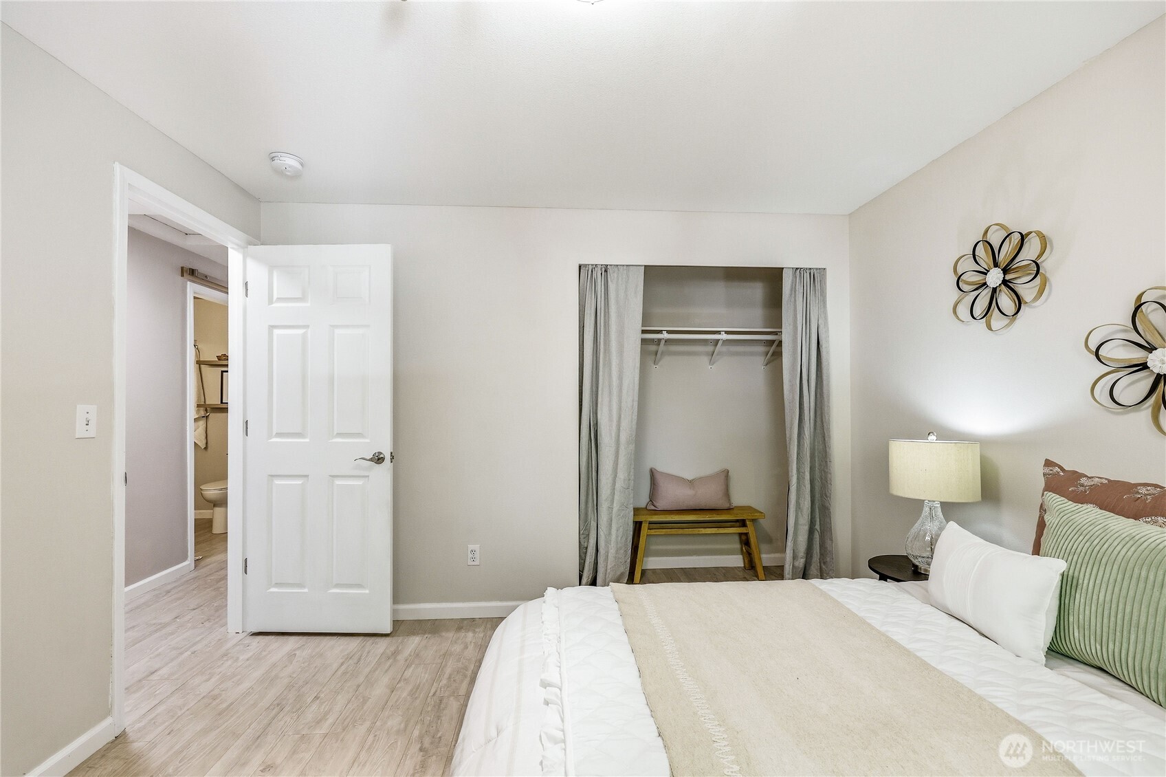 MLS #NWM2499805 image #24