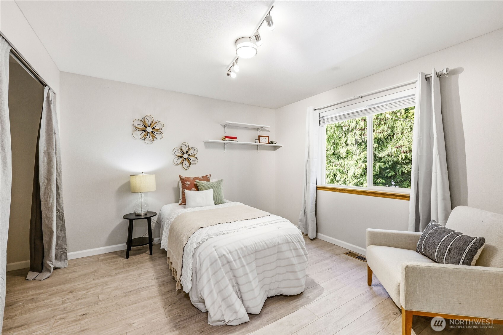 MLS #NWM2499805 image #23