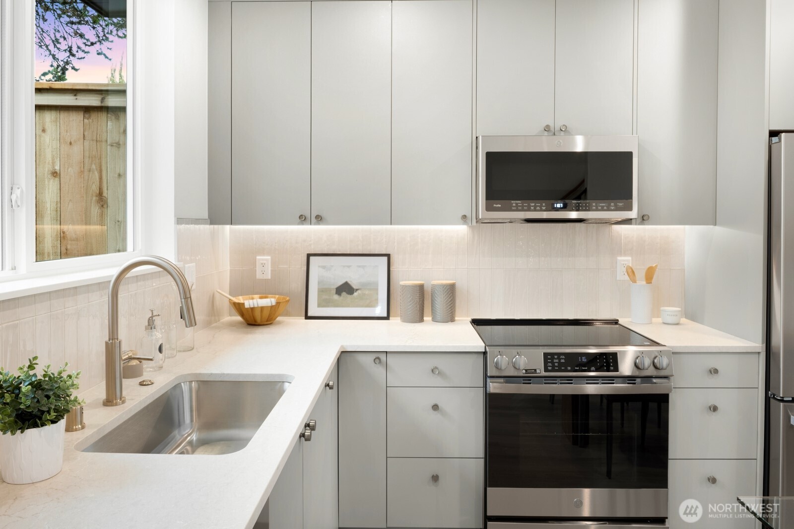 MLS #NWM2499828 image #7