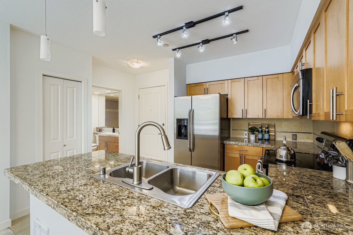 MLS #NWM2499844 image #10