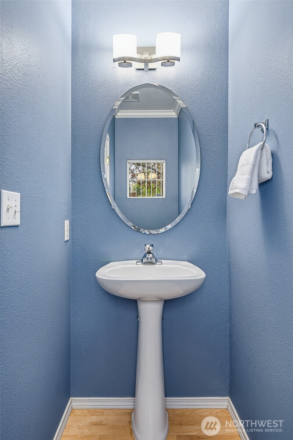 MLS #NWM2499902 image #4