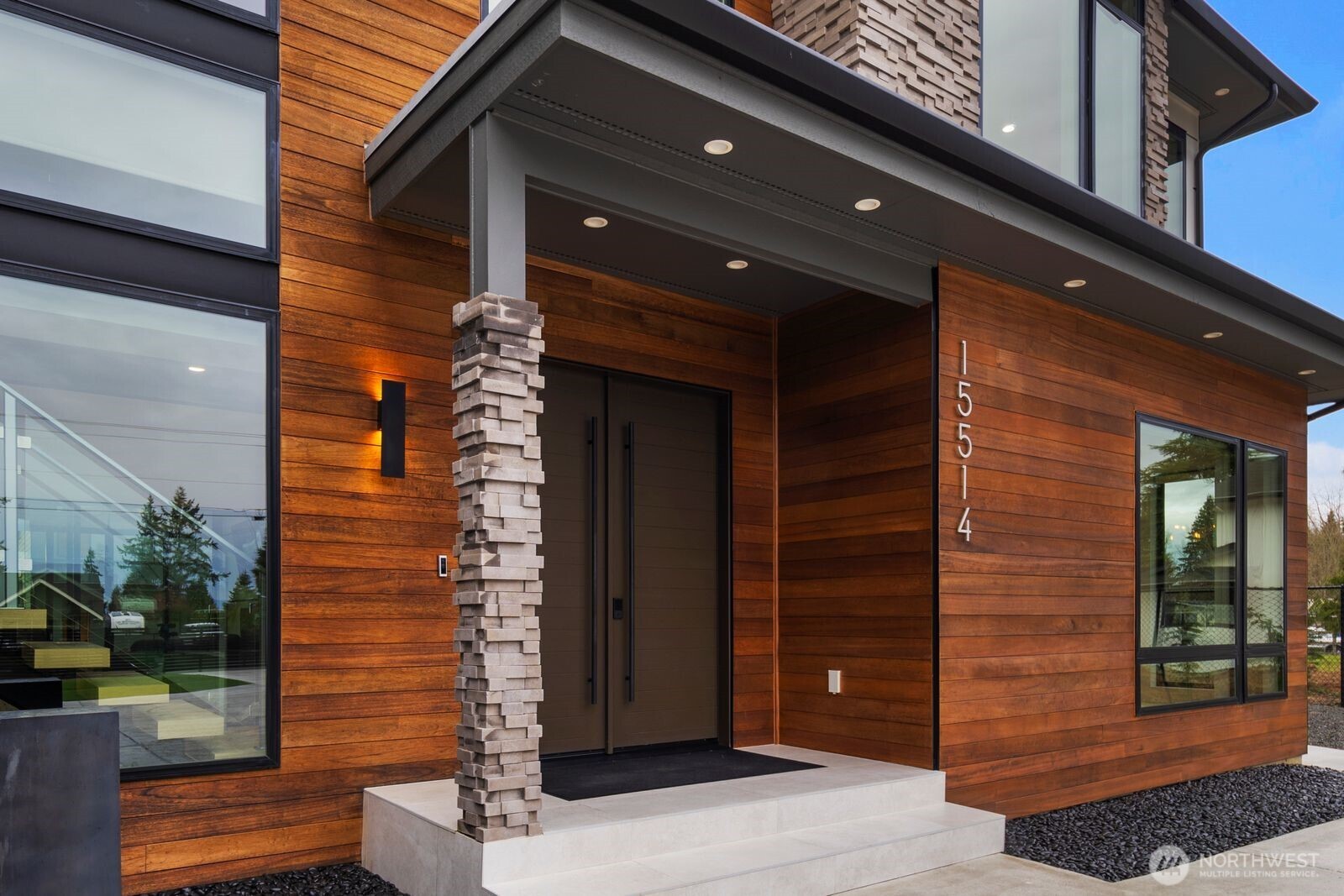 MLS #NWM2499963 image #2