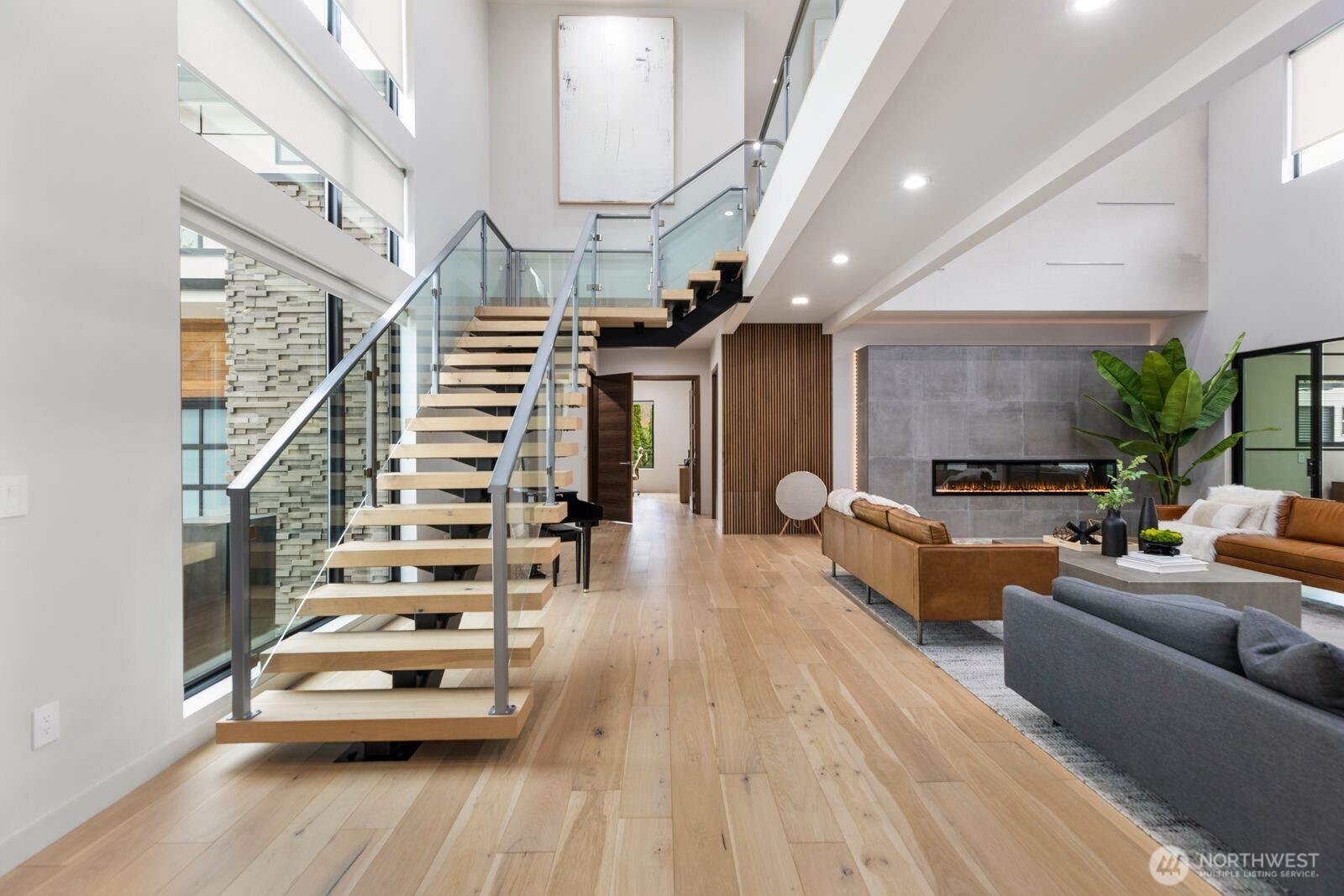 MLS #NWM2499963 image #3