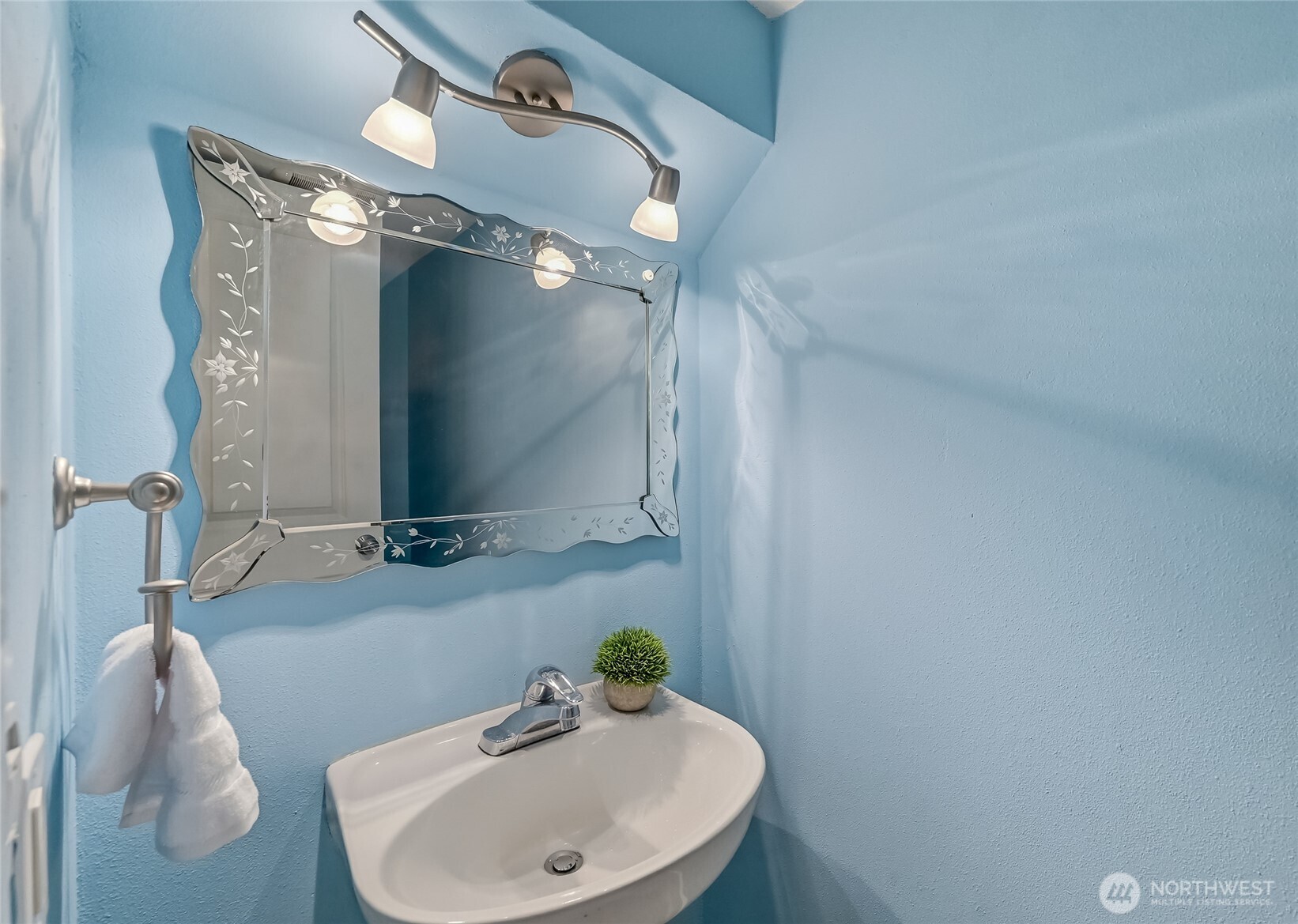 MLS #NWM2499965 image #15