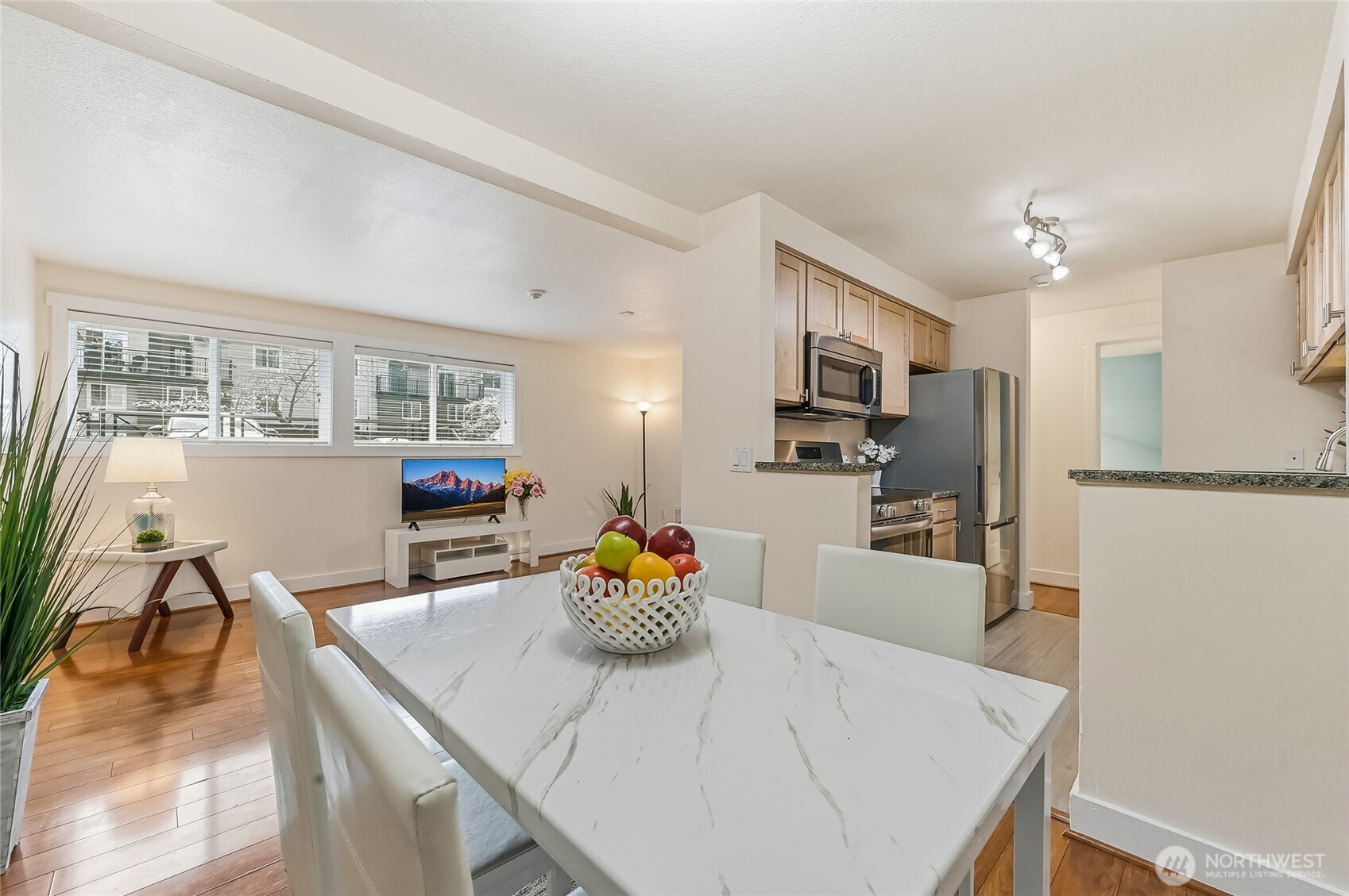 MLS #NWM2499965 image #9