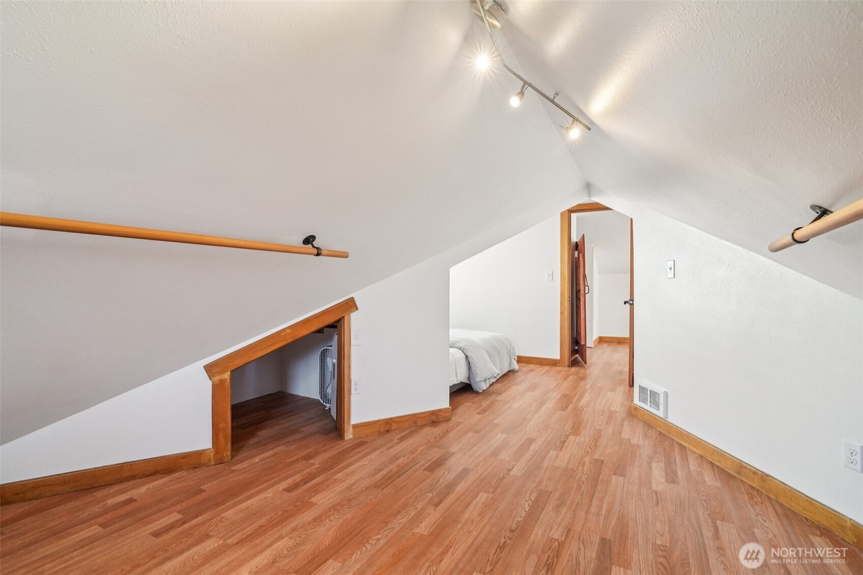 MLS #NWM2500130 image #24