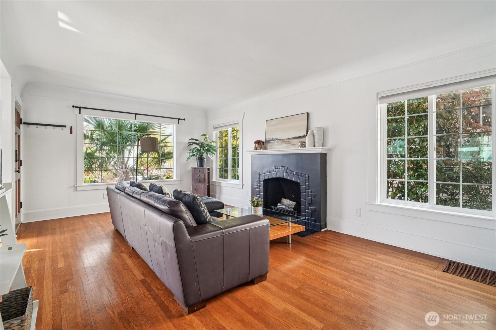 MLS #NWM2500130 image #1