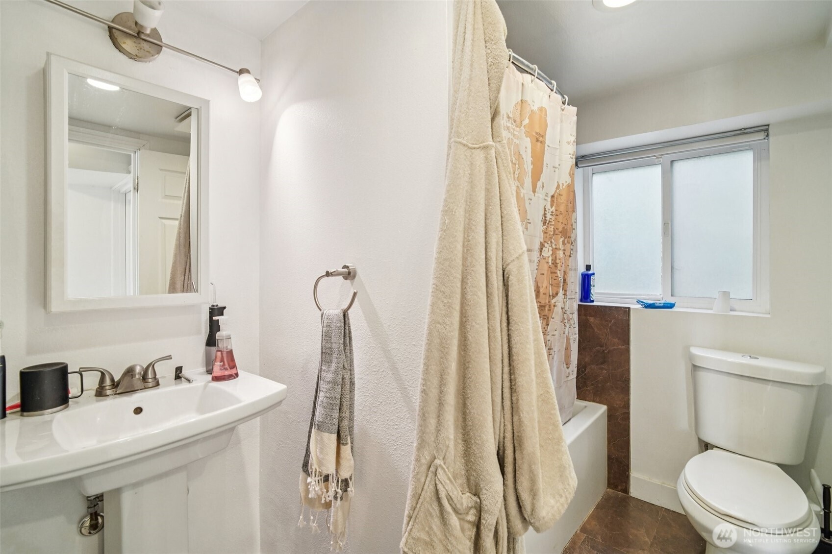 MLS #NWM2500130 image #35