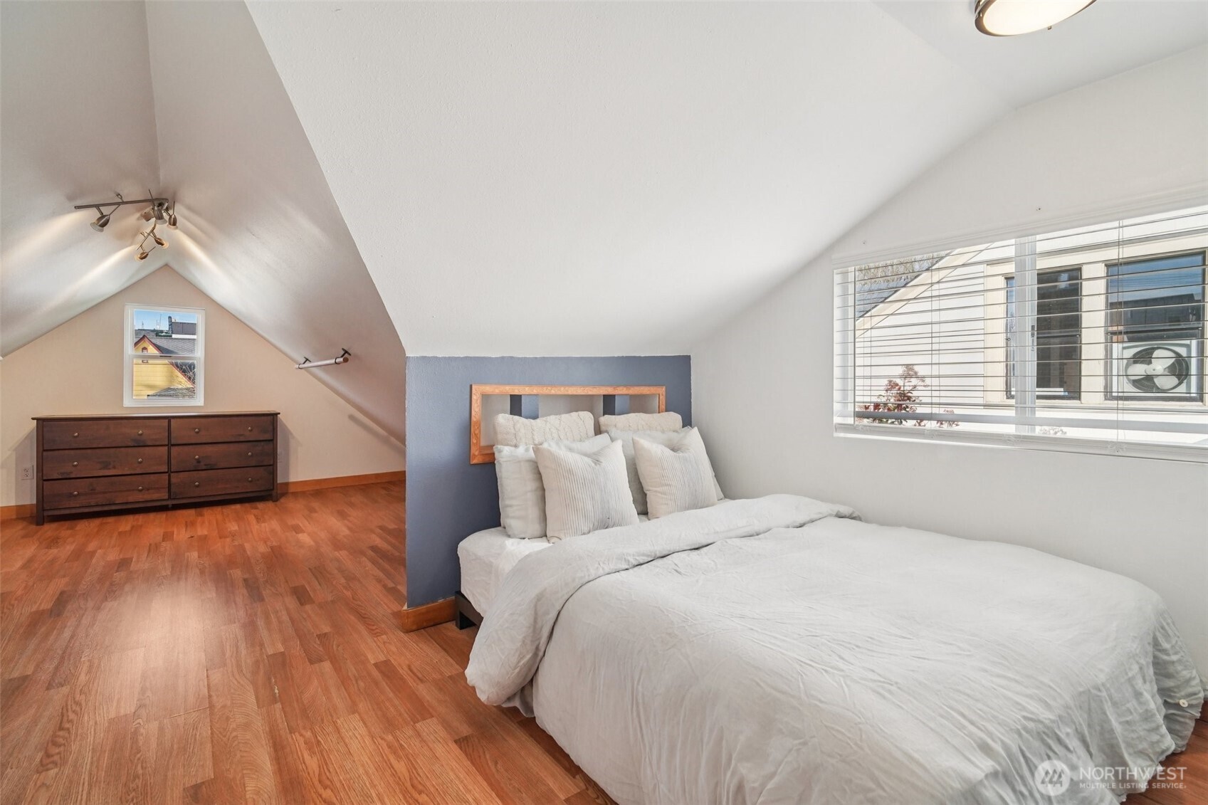 MLS #NWM2500130 image #23