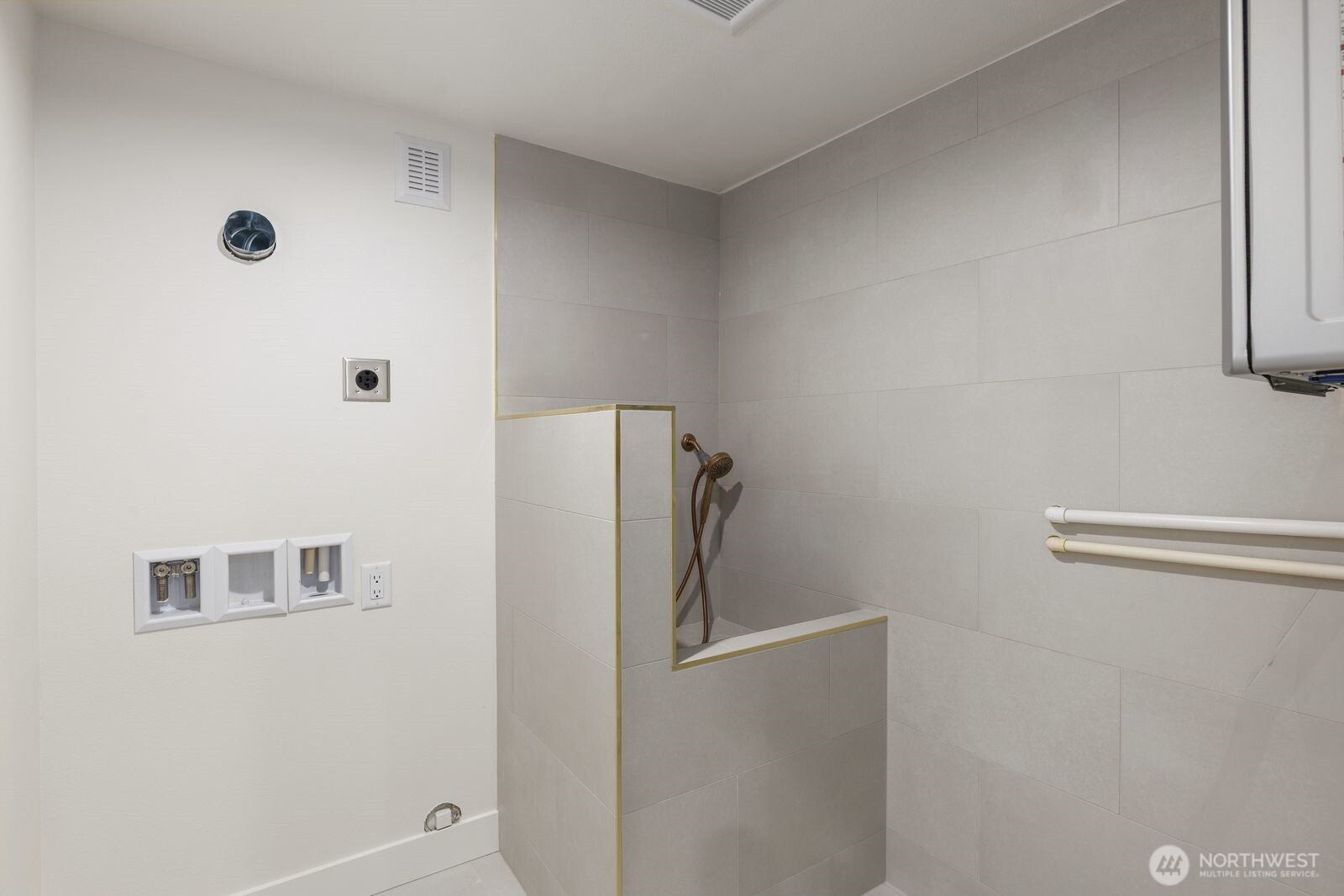 MLS #NWM2500144 image #31