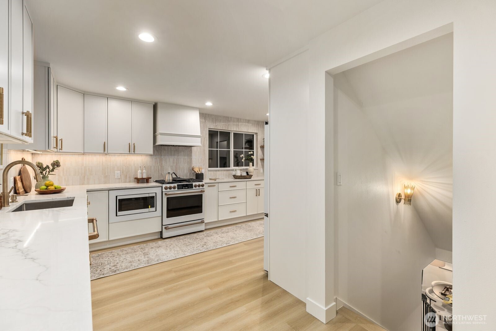 MLS #NWM2500144 image #16