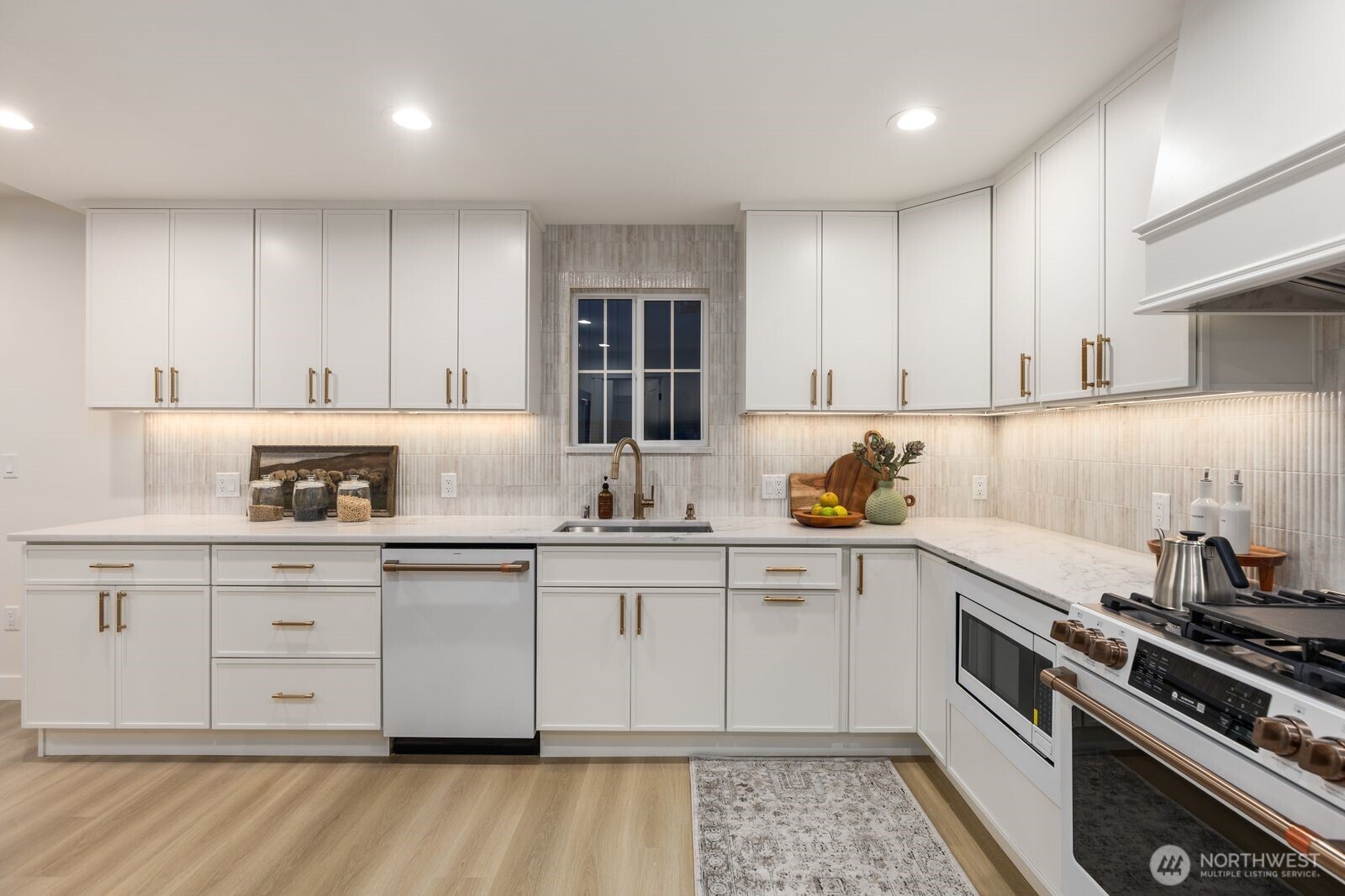 MLS #NWM2500144 image #12