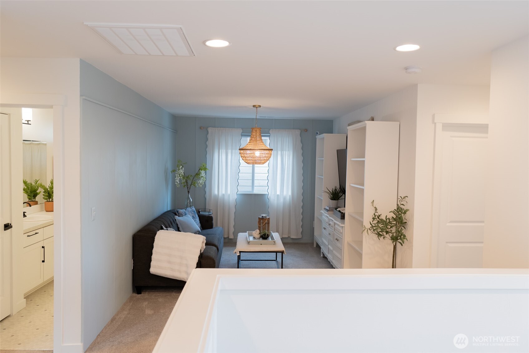 MLS #NWM2500148 image #32