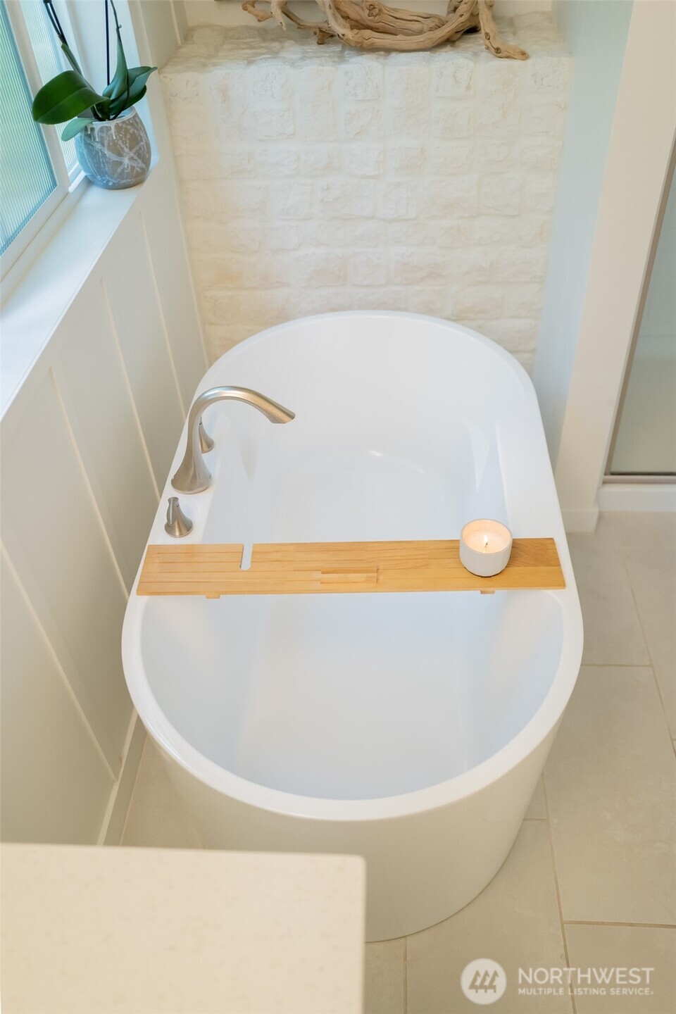 MLS #NWM2500148 image #34