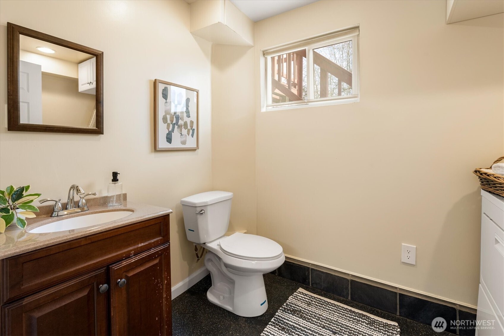 MLS #NWM2500153 image #27